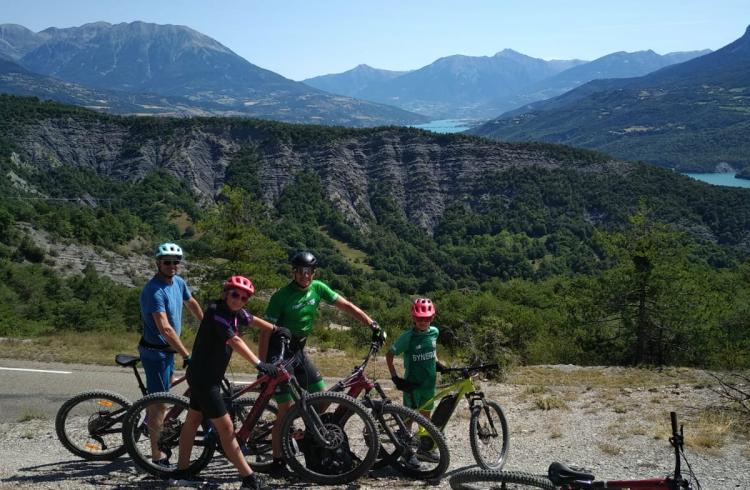 Randonnée famille - Mountain Evasion ROUSSET-SERRE-PONCON - Randonnée famille - Mountain Evasion ROUSSET-SERRE-PONCON