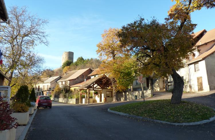 Image - Village de La Bâtie-Vieille
