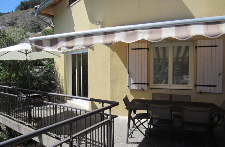 la maison jaune_Espinasses