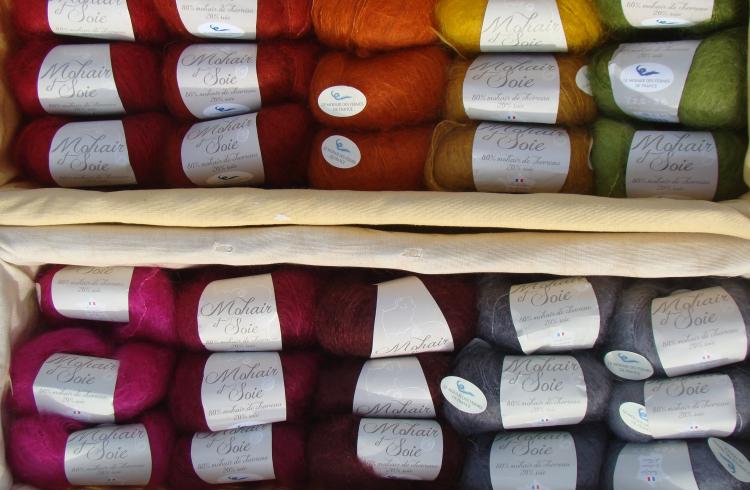Le Mohair en arc-en-ciel - Le Mohair en arc-en-ciel