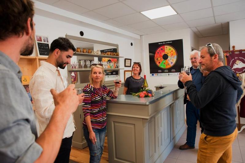 Visite de la Maison du Vigneron_Remollon