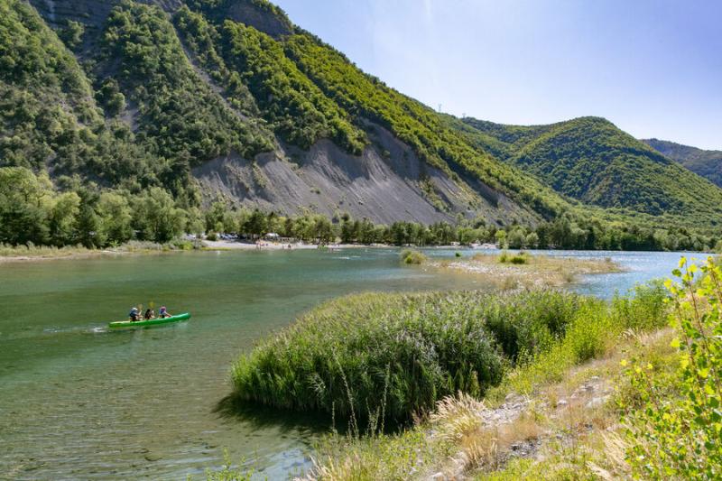 Canoë a départ de la Base de loisirs Les 3 Lacs à Rochebrune & Piégut - Canoë a départ de la Base de loisirs Les 3 Lacs à Rochebrune & Piégut