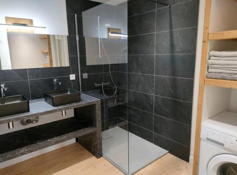 Salle de bain principale - Le Plongeoir SAVINES-LE-LAC - Salle de bain principale - Le Plongeoir SAVINES-LE-LAC