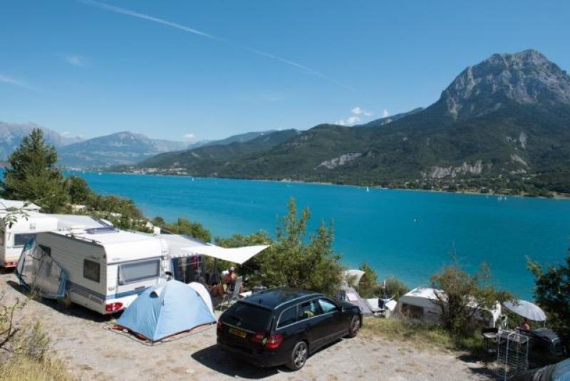 CAMPING LE NAUTIC - Emplacement vue lac
