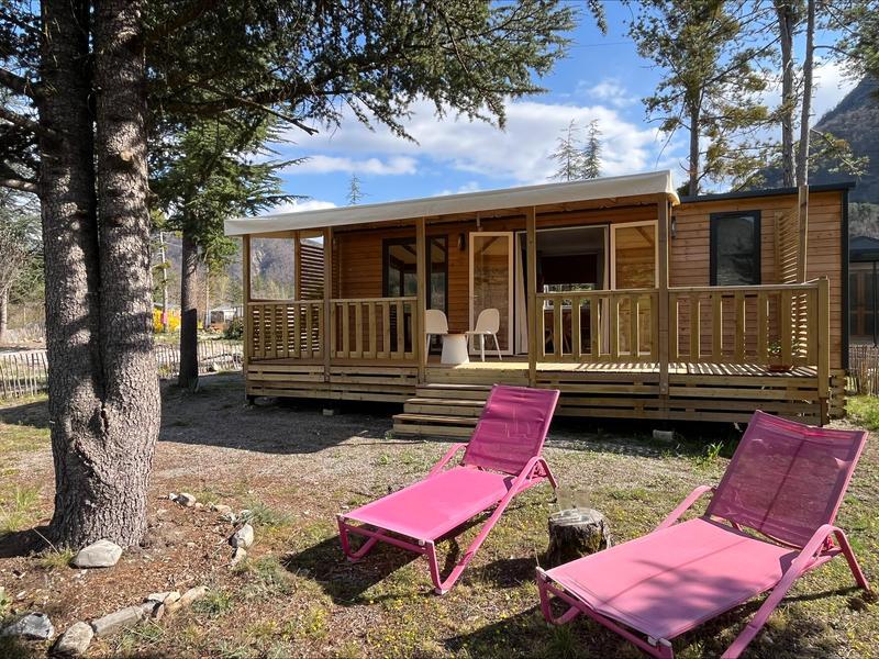 Camping les écolodges des 3 lacs : Mobil-homes._Rochebrune