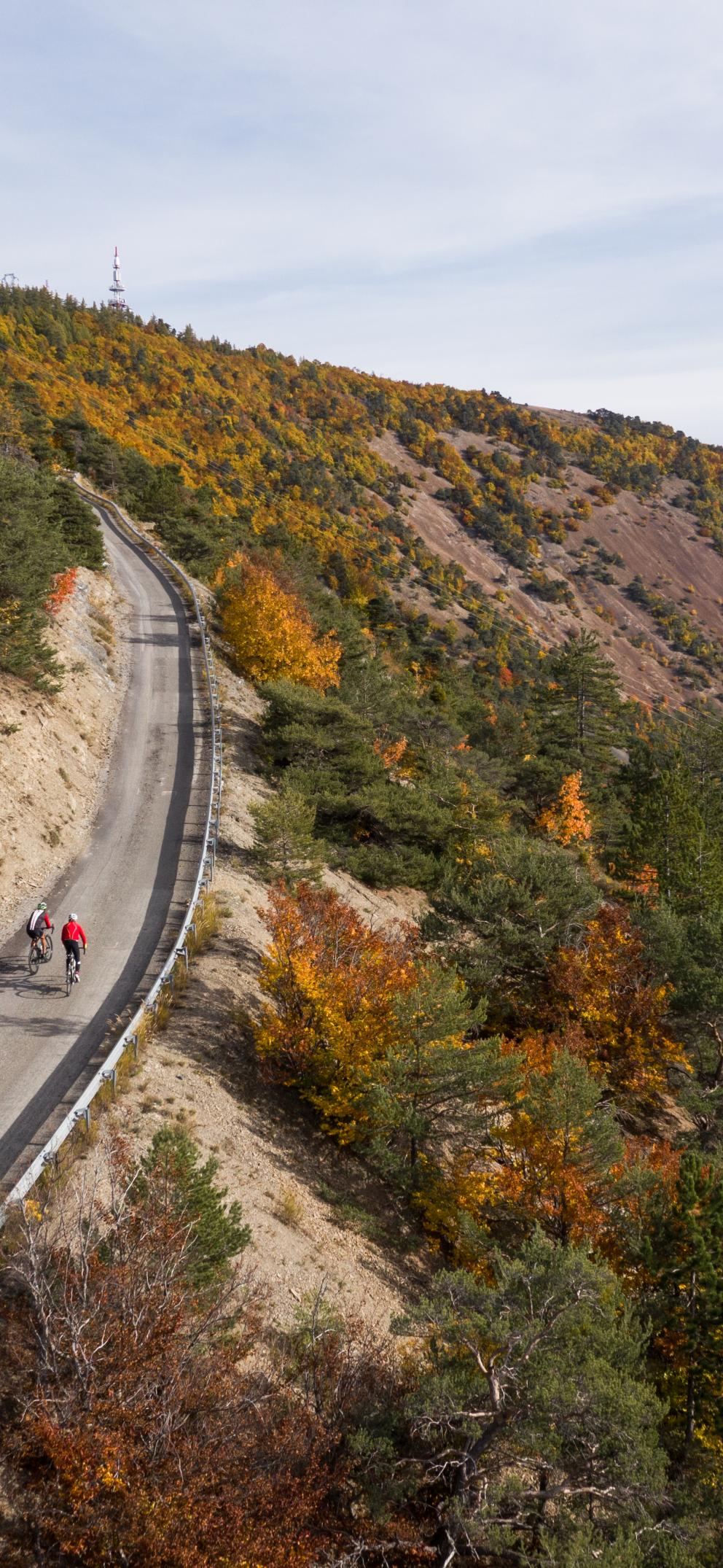 Ascension du Mont colombis en vélo de route, un col mythique des Hautes Alpes