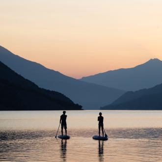 Sunset en paddle au lac de Serre Ponçon 