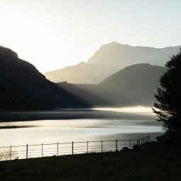 lac de compensation du barrage de Serre Ponçon