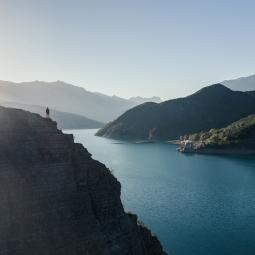 Pointe du lac de  Serre Ponçon