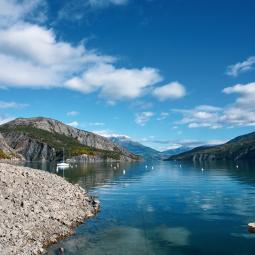 Plage de bois vieux lac de Serre Ponçon