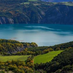 route panoramique sur le lac de Serre Ponçon col lebraut
