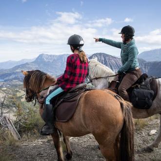 Tour de l'Avance à cheval - Tour de l'Avance à cheval Tour de l'Avance à cheval - Tour de l'Avance à cheval