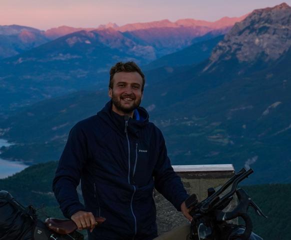 Microaventure gravel dans les vallées de Serre Ponçon avec Quentin Clavel 