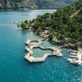 Du lac de Serre Ponçon à la Durance